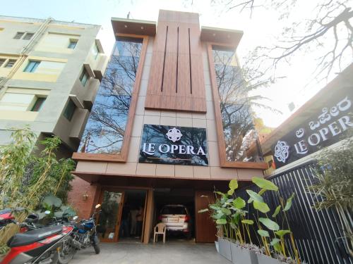 Exterior view, Hotel Le Opera near Indian Space Research Organisation