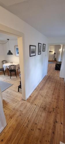 Zu Gast im Denkmal St Peter in 多爾馬根