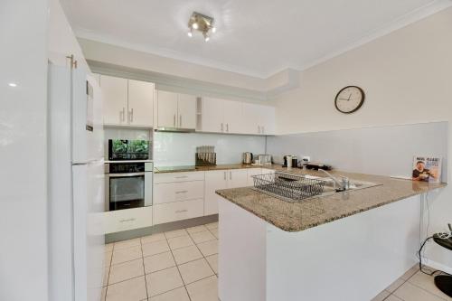 Tranquil 3-Bed Unit with Lush Garden Views, Brisbane (fotografie 4)