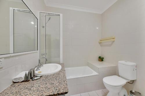 Tranquil 3-Bed Unit with Lush Garden Views, Brisbane (fotografie 5)