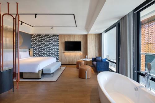 room detail thumbnail 0