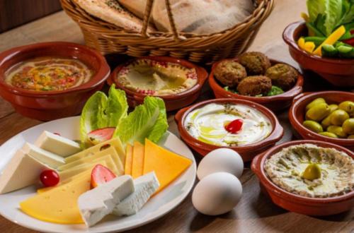 Eten en drinken, Olivia Rum Luxury Bubbles & Jeep Tours in Wadi Rum