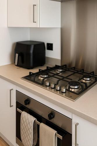 Reading Retreat – 1 Bed with Private Parking in Swallowfield