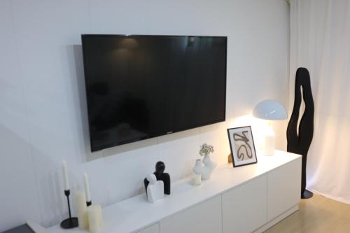 Shanghai Hills&Well-time Scandi Loft with Terrace Near Line2 Jing'an Temple, Shanghai (foto 10)