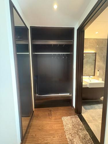 Chic Ha Long Studio Bay City & Mountain Views - image 2
