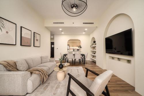 Elegant 3-Bedroom Apartment - Panoramic Burj Khalifa and Downtown Views, Dubai (foto 2)