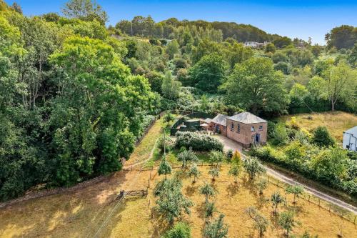 A szálláshely kívülről, The Zion Chapel in Soudley