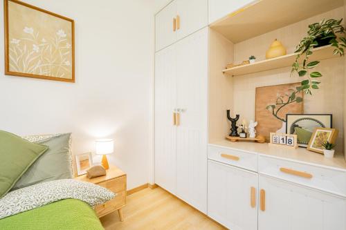 Shanghai Hills & Well-time Woodland 2B Suite close to Photospot Wukang Mansion - image 4