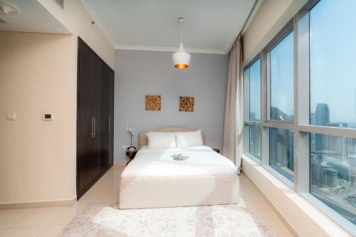 Great Location - Stunning Views - Scenic - main image