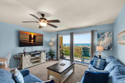 Pelican Isle 107