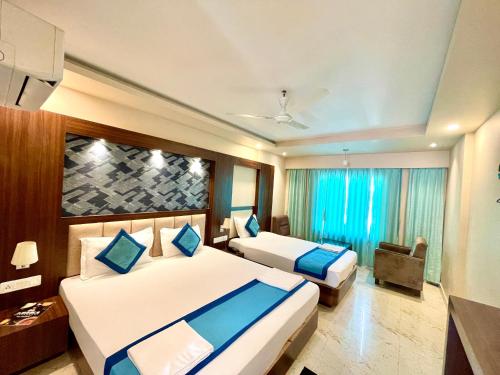 Hotel Indralok Dham Near Sea Beach 여행 추천 - 로드트립