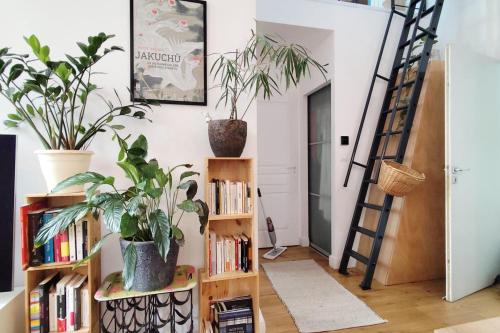 Bright and warm apartment in Bordeaux in ラ バスティッド