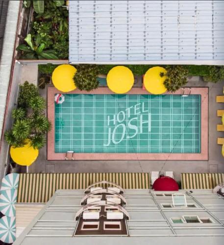 Josh Hotel
