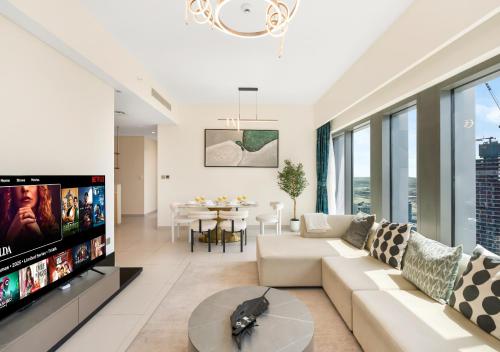 Luxury 3 BR Full Burj Khalifa and Fountain View, Дубай (фото 9)