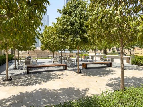 Luxury 3 BR Full Burj Khalifa and Fountain View, Дубай (фото 2)