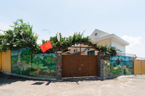 Phạm Gia Home Retreat Pool & Garden (Pham Gia Home Retreat Pool & Garden) in Phuong 6