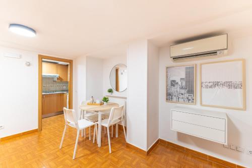 Apartamentos Madrid - image 7