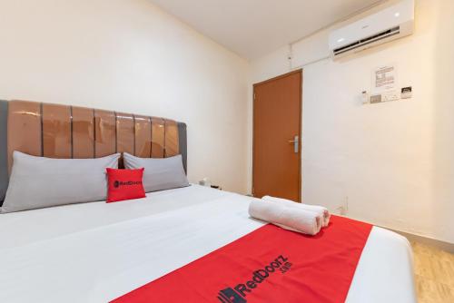 1 queen bed