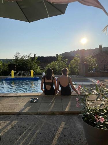 Gîte de Charme avec jacuzzi, piscine et accès rivière (Gite de Charme avec jacuzzi, piscine et acces riviere) in Arifat