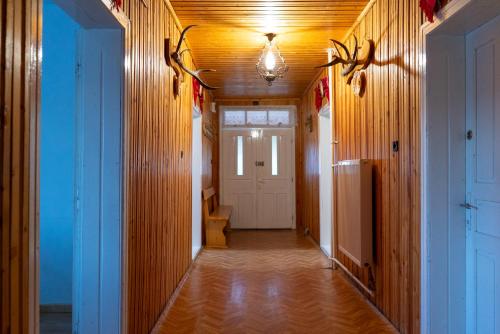Cabana Georgiana Dealu Negru in Belis