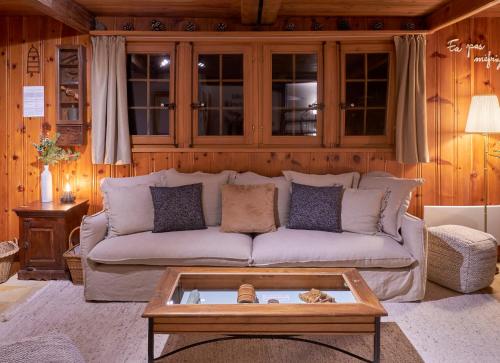 Chalet à thème, 2 chambres, vue sur les montagnes