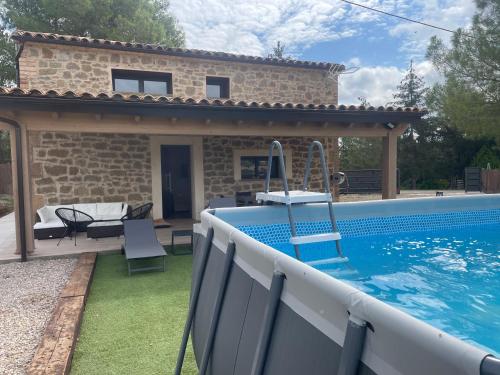 Cabana Blanca Turisme Rural in Solsona
