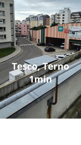 Pretty Nice view Apartment, Private Parking, 8min to center by car, Bratislava (fotografie 2)