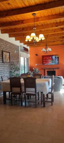 Casa de Fin de semana en Zonda El poder del Ahora in Villa Tacú