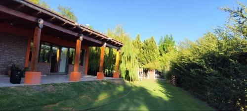 Casa de Fin de semana en Zonda El poder del Ahora in Villa Tacú