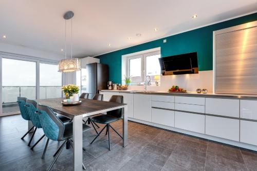 مطبخ, Luxusferienwohnung BalticLounge 1 in Olpenitz