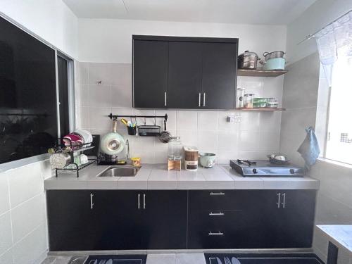 Kitchen, Affordable Stay in Tasik Raban in Lenggong