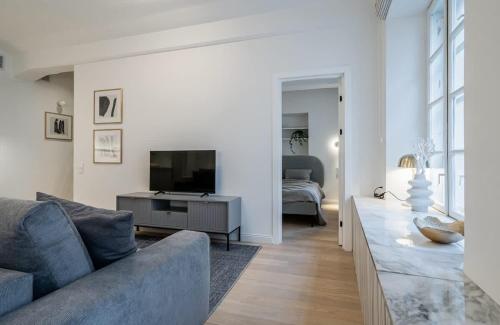 Domillion 3bdr 2 baths Bright and Spacious apt P99 - image 2