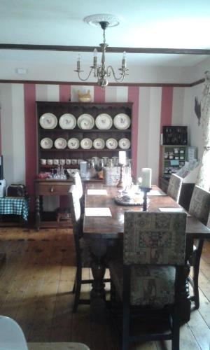 Meadow Farm Cottage - image 11
