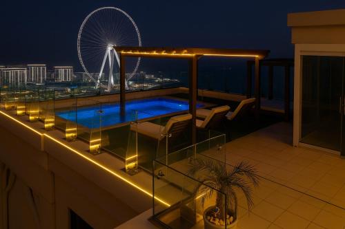 Jbr penthouse with terrace pool, Dubaj (fotografie 4)
