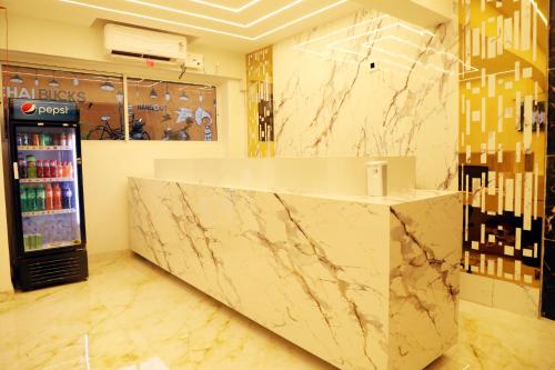 Hotel Heraa Inn  in มังกาลอร์