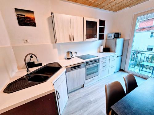 Monteurhaus mit zwei Wohnungen in Bremen-Mitte, Parkplatz & WLAN, Bremen (photo 7)