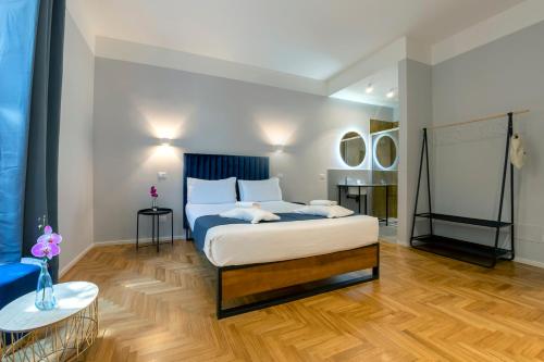 Carrara 24, Rom