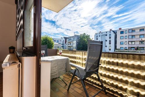 FeWocation Bremerhaven - Bright 1BR Apt with Balcony and Parking, Bremerhaven (fotografie 7)