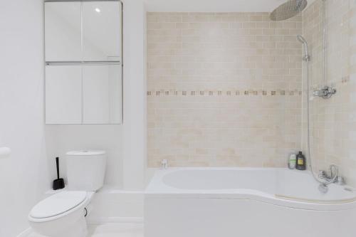 GuestReady - 2 BR Terrace House in Southwark, London (photo 7)