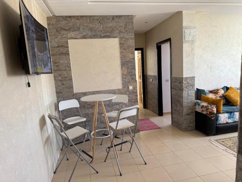 Cozy & Affordable Family Apartment for married couples only, Ifrane (zdjęcie 7)