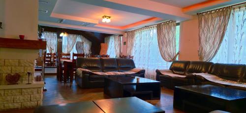 Frații Iosif & Damian (Fratii Iosif & Damian) in Lepsa