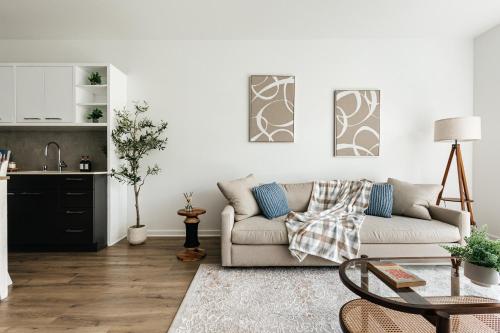 Superior 2 bedroom apartment in Heart of Hollywood