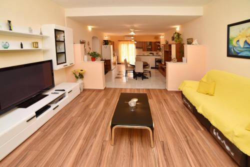 Apartment Enjoy You, Split (photo 2)