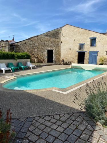 La maison des puits in Saint-Germain-du-Seudre