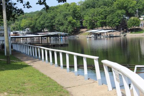 Rock Harbor Resort and Motel - image 7