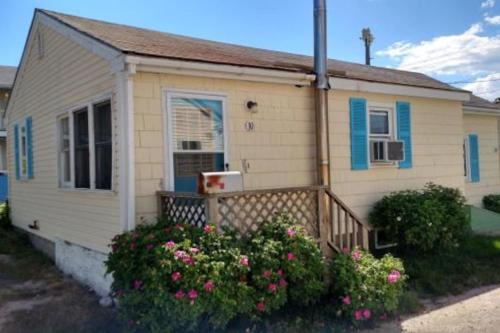 Little Miss Cottages - Two Bedroom Cottage - 10