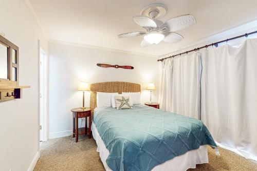 Romar Beach Condos - image 14