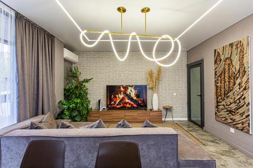 City Villa Room Type - Three-Bedroom Home