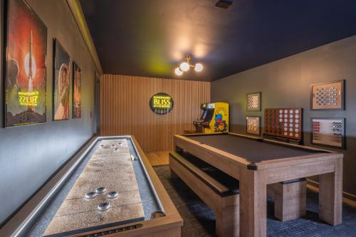 Hot Tub Game Room EV Beach & Lake Bliss! - image 3