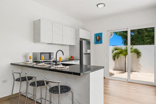 Villa Bella Private Pool Retreat In Aruba in 아루바